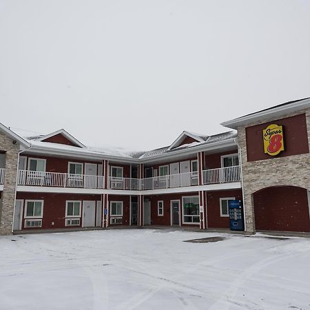 Motel Super 8 By Wyndham Watrous Zewnętrze zdjęcie