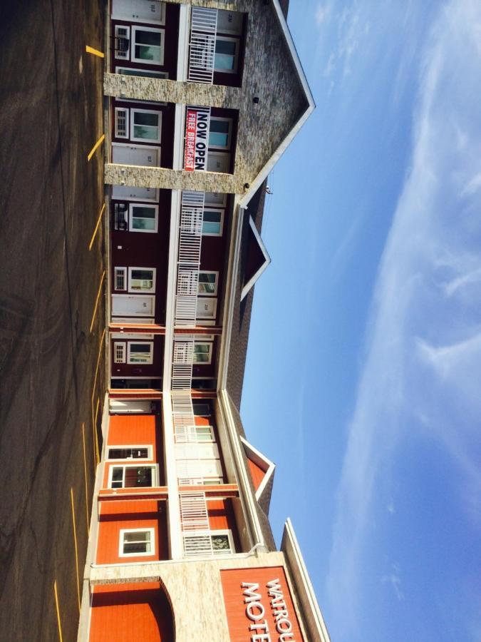 Motel Super 8 By Wyndham Watrous Zewnętrze zdjęcie